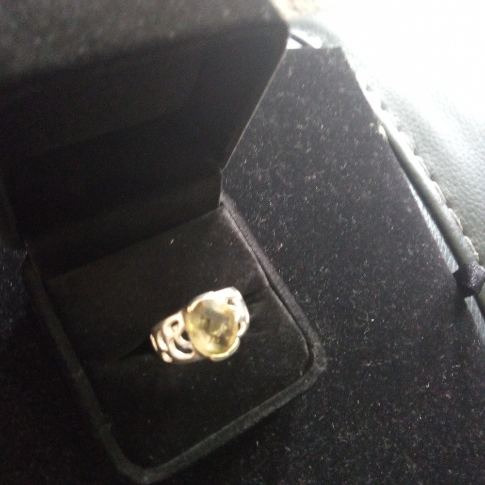 Citrine Sterling Silver.925 Ring Size 7.5